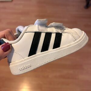 Adidas toddler boy size 6 shoes - light wear
